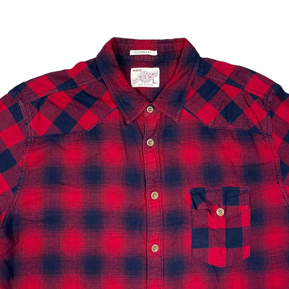 Lucky Brand California Fit Red Multi Plaid Flannel - Picture 4 of 9
